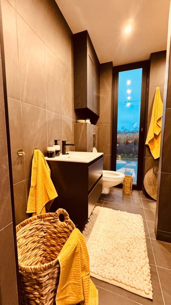 Luxury Retreat, atmosphere images (7/8)