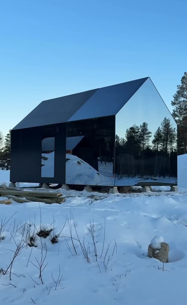 Sense, atmosphere images (3/5)