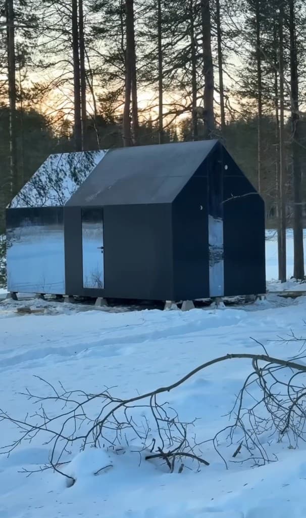 Sense, atmosphere images (4/5)